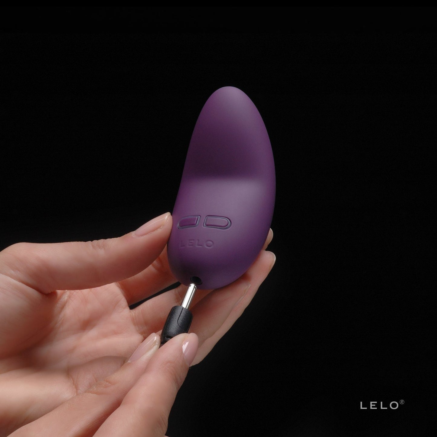 LELO Lily Luxury Rechargeable Vibrator